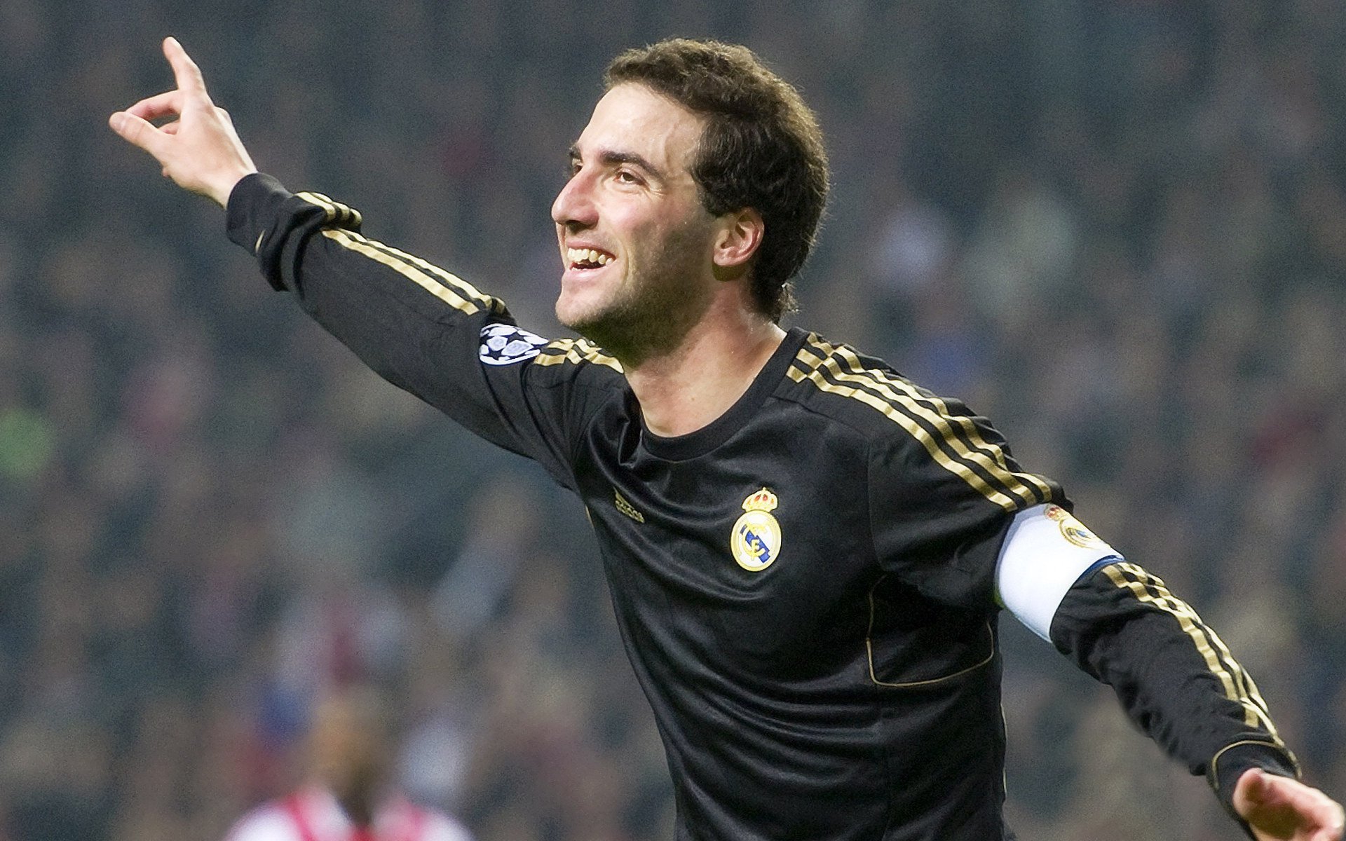 从努涅斯欧冠统治力到加拿大足球崛起,跨越赛场的胜利哲学