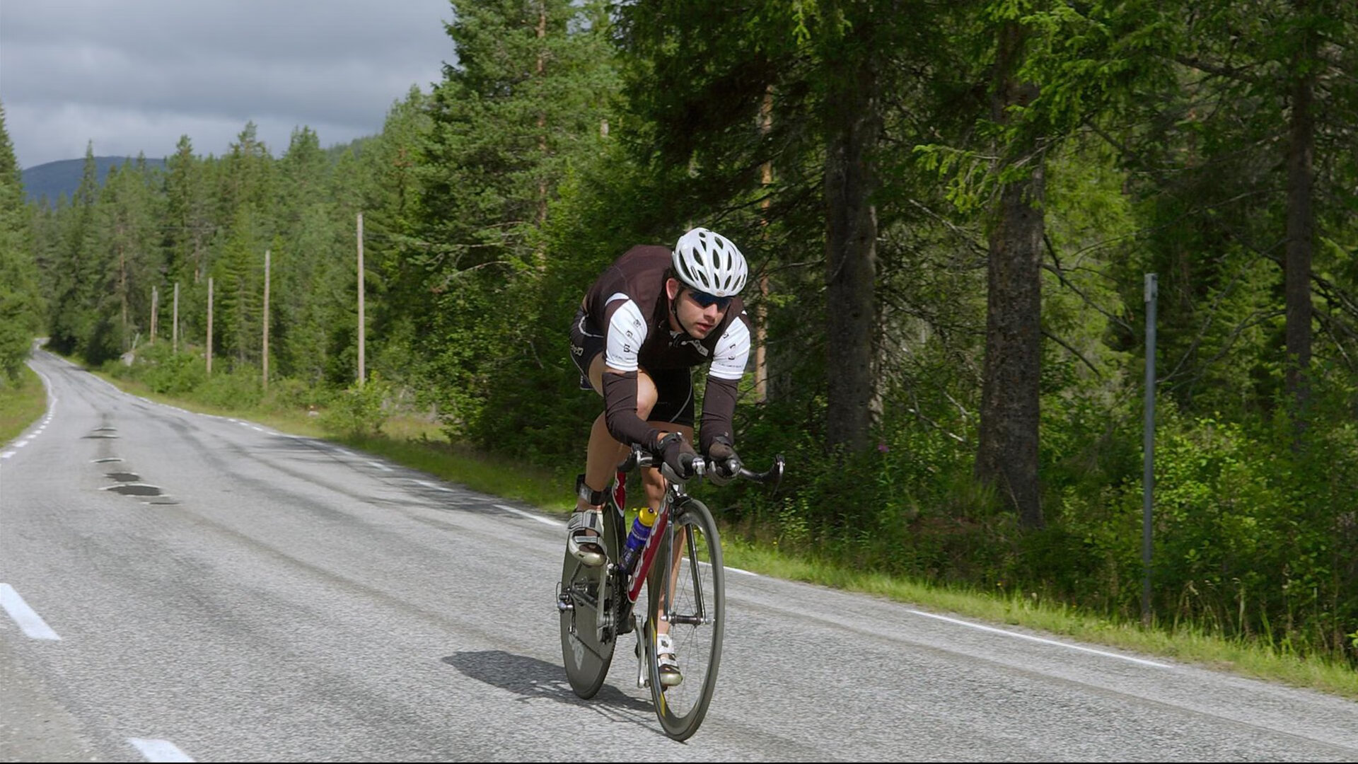 跨界狂想，当厄德高在NBA总决赛接管比赛，勒沃库森已粉碎里昂
