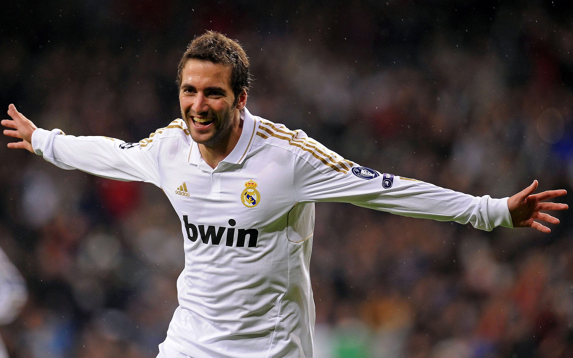 F1新赛季揭幕战之夜,英格拉姆彻底打爆防线,速度与激情的双重奏