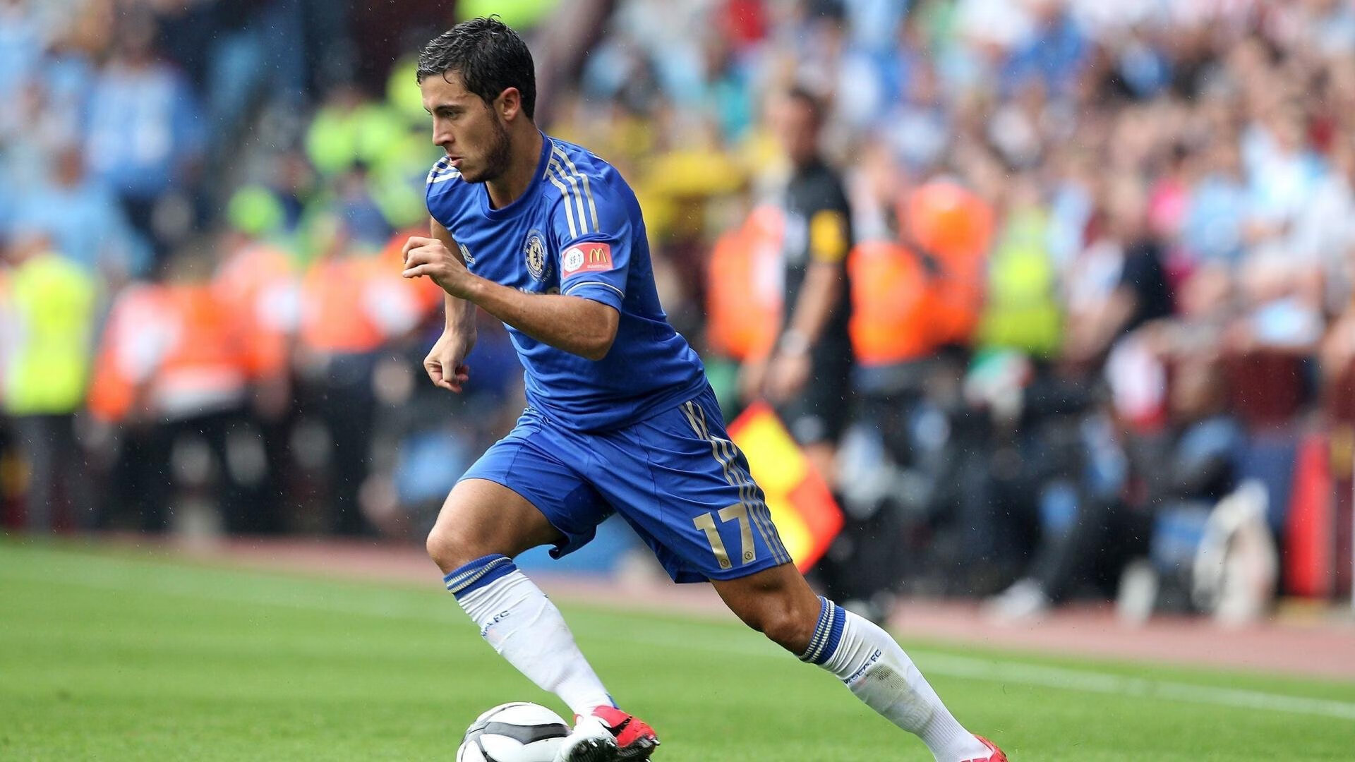 迈凯伦力克索伯车队，维斯塔潘高光表现点燃赛场